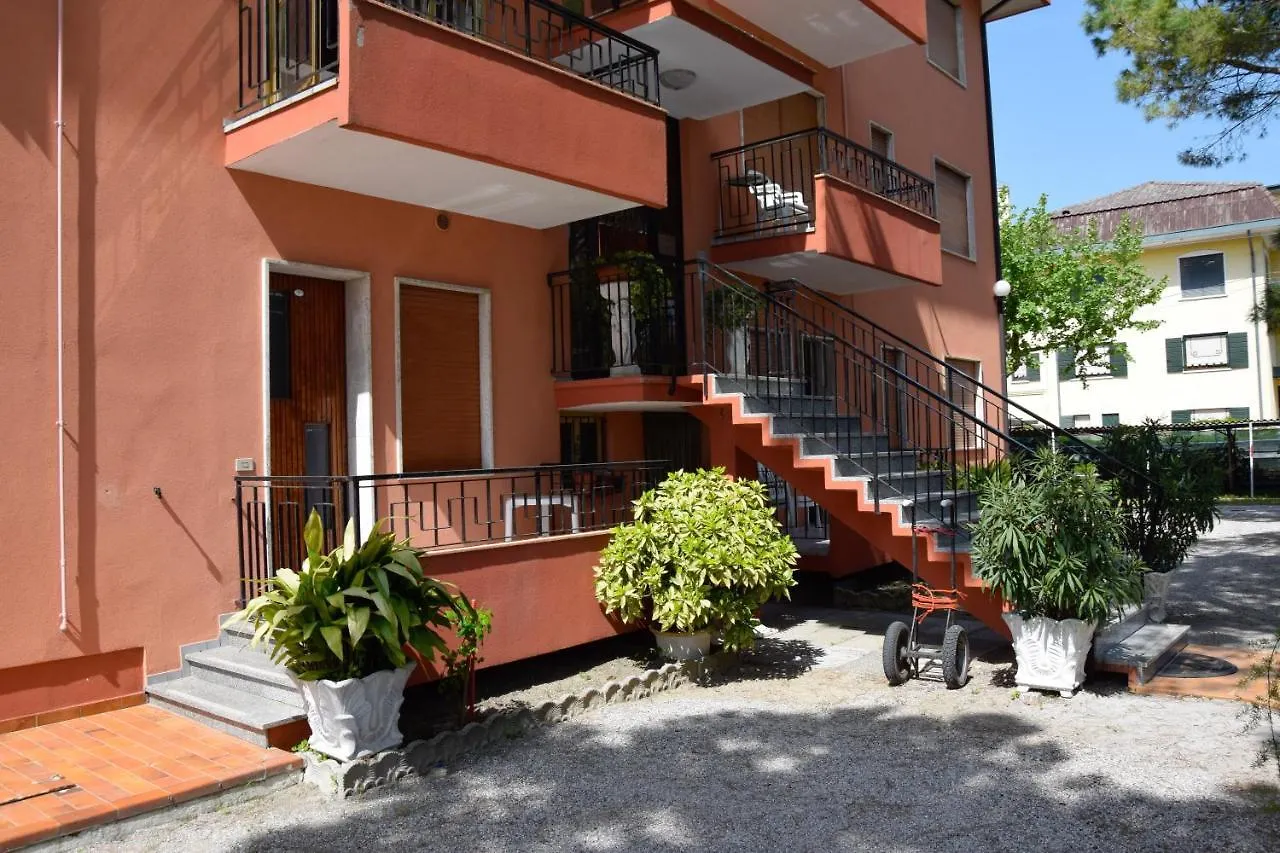 Villa Vania Family Apartments Lido di Jesolo Italia