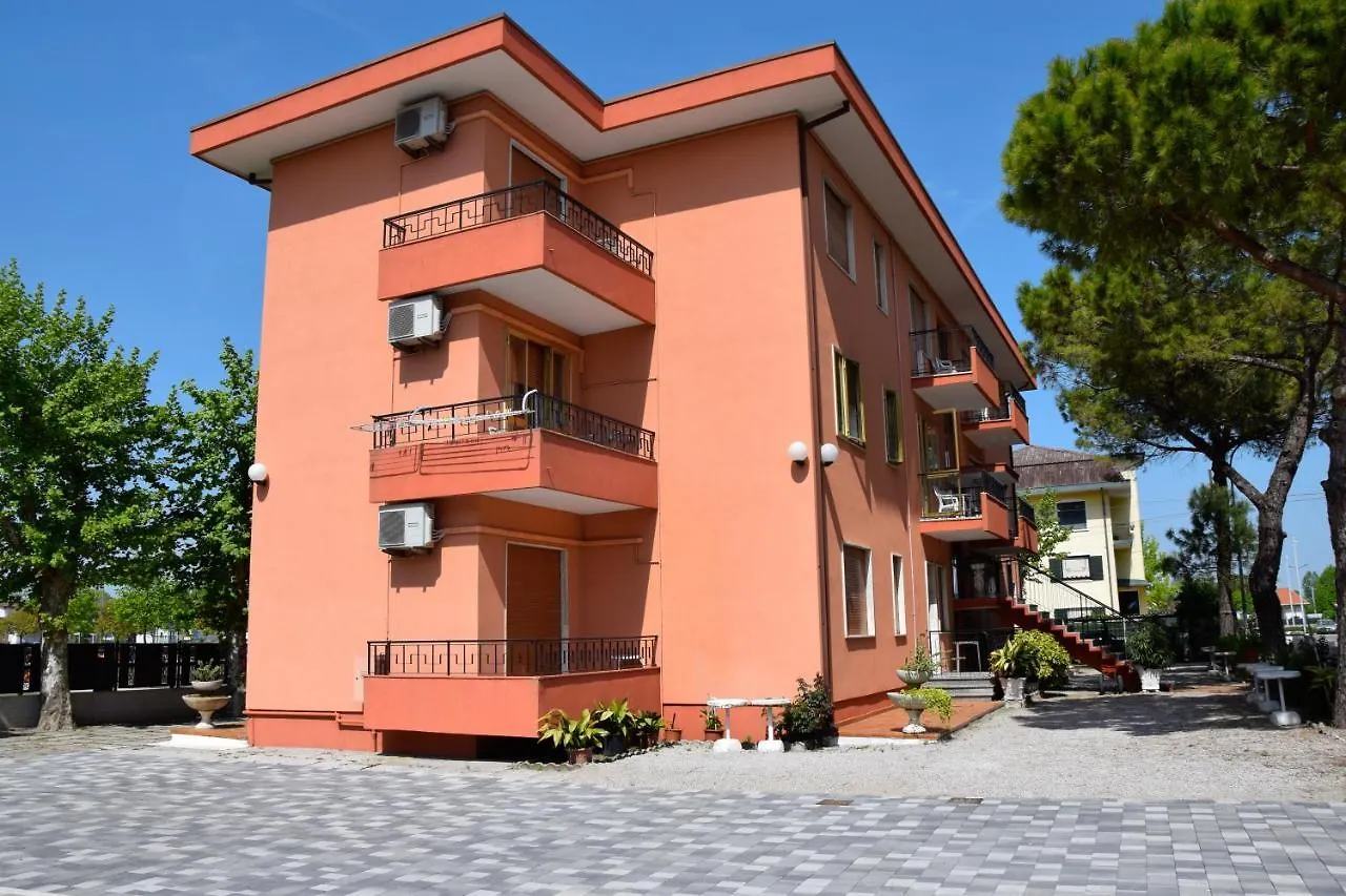 Villa Vania Family Apartments Lido di Jesolo Italia