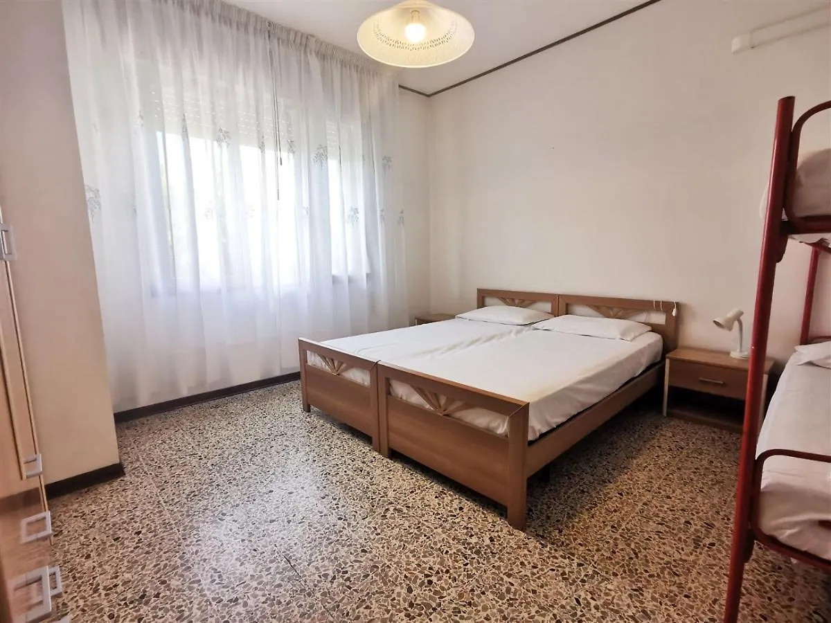 Villa Vania Family Apartments Lido di Jesolo 0*,  Italia